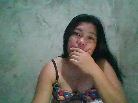 nikki zapphire online show from 09-17-25, 11:39