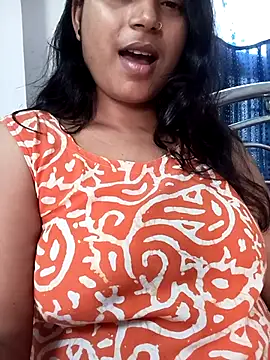 Snapshot of Hot-Jasmin chatting on 09-28-25, 01:33 Hot-Jasmin online show from 09-28-25, 01:33