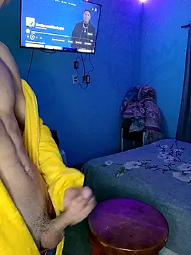 Snapshot of matiatr1112 chatting on 09-09-25, 04:01 matiatr1112 online show from 09-09-25, 04:01