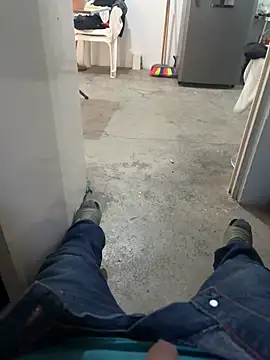 cfomega4592 online show from 10-31-25, 10:44