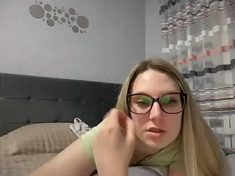 NikexPretty online show from 04-22-26, 06:53