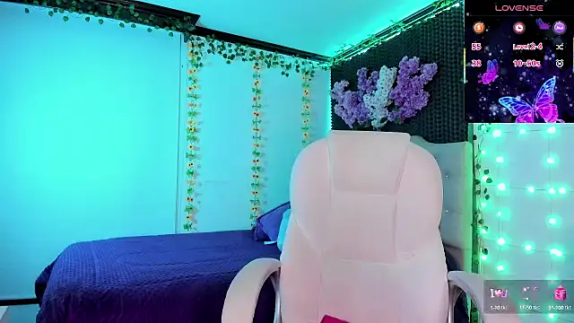 Snapshot of ParkKimsumi chatting on 09-29-25, 03:44 ParkKimsumi online show from 09-29-25, 03:44