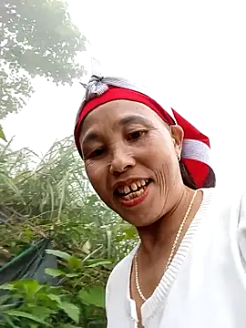 me-cute online show from 10-01-25, 01:00