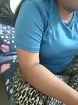 payal 261072  online show from 09-21-25, 09:55