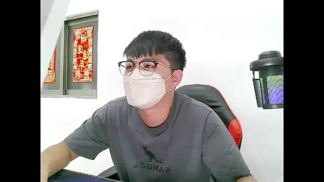 zhu000000 online show from 10-28-25, 08:29