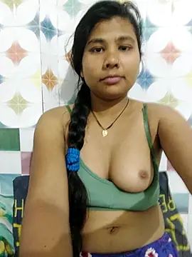 Snapshot of Vaani_Cutie chatting on 05-08-26, 04:01 Vaani Cutie online show from 05-08-26, 04:01