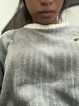 Snapshot of HeerStd chatting on 11-06-25, 03:18 HeerStd online show from 11-06-25, 03:18