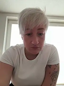 Rozendefotz online show from 03-18-26, 06:49