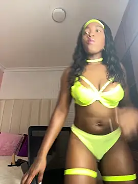 Snapshot of Sophia_moons chatting on 09-18-25, 03:19 Sophia moons online show from 09-18-25, 03:19