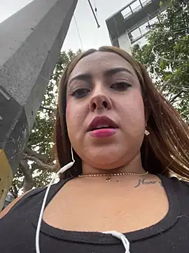 Snapshot of Tamara_valentine chatting on 11-12-25, 09:03 Tamara valentine online show from 11-12-25, 09:03