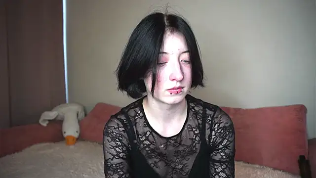 JuanaFriesz online show from 04-27-26, 08:45