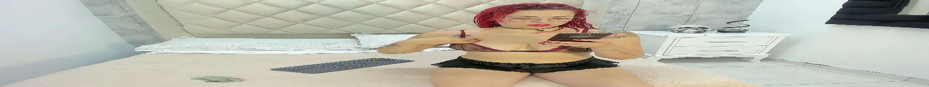 Snapshot of RoxanneStorm_ chatting on 09-22-25, 12:18 RoxanneStorm online show from 09-22-25, 12:18