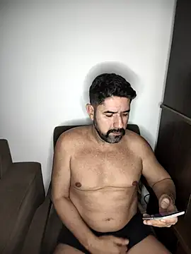 Snapshot of Gatoo_rj chatting on 09-16-25, 02:45 Gatoo rj online show from 09-16-25, 02:45