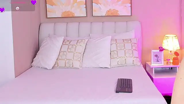 MiaTaylorSweet online show from 04-18-26, 03:05