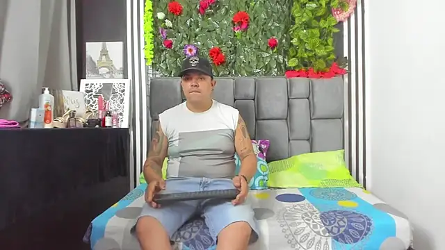 Hornycouple Hot online show from 11-07-25, 08:20