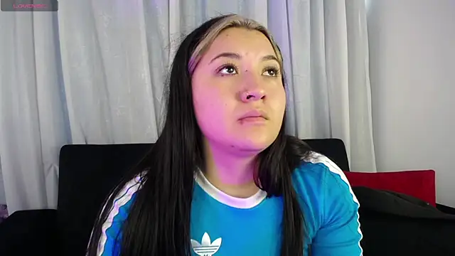 Annie A  online show from 10-07-25, 09:12