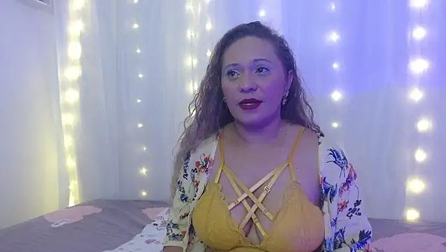 Snapshot of NoraParkeer chatting on 09-22-25, 07:27 NoraParkeer online show from 09-22-25, 07:27