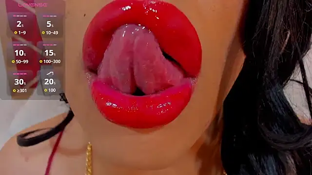 sweet Elizabeth online show from 06-17-26, 01:45