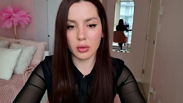 SirenSwitch online show from 10-16-25, 09:27