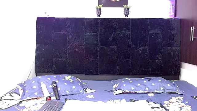 EmmaTower online show from 09-19-25, 08:42