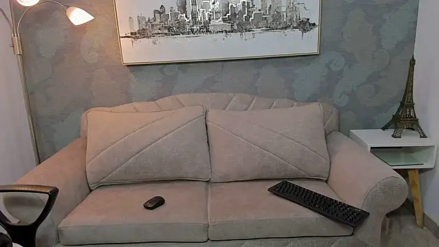 Snapshot of Lucia_jane chatting on 01-06-26, 08:01 Lucia jane online show from 01-06-26, 08:01