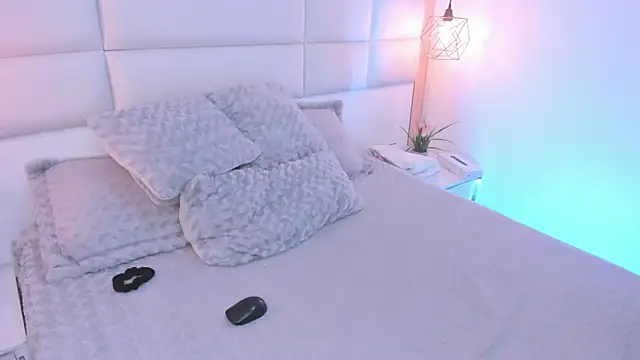 Snapshot of Lucia_jane chatting on 02-04-26, 08:36 Lucia jane online show from 02-04-26, 08:36