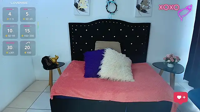 Snapshot of SammySmall_F_w chatting on 12-13-25, 09:20 SammySmall F w online show from 12-13-25, 09:20