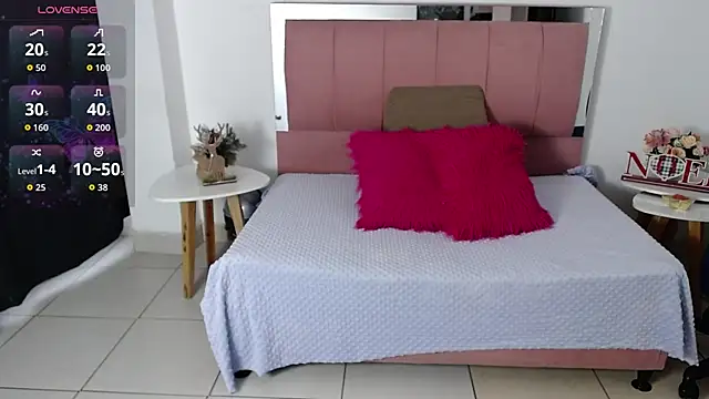 SammySmall F w online show from 12-18-25, 09:32