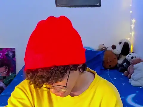 Tom Blues online show from 03-10-26, 04:06