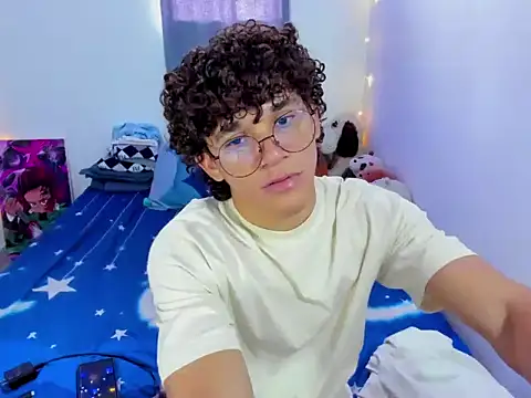 Tom Blues online show from 03-12-26, 09:21