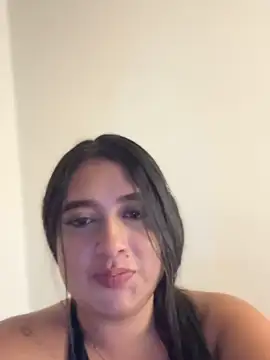 Snapshot of Emiily_Moore1 chatting on 11-28-25, 01:08 Emiily Moore1 online show from 11-28-25, 01:08