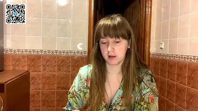 MaroonMoon  online show from 10-26-25, 08:26