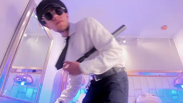 Briam Hornet  online show from 09-09-25, 09:14