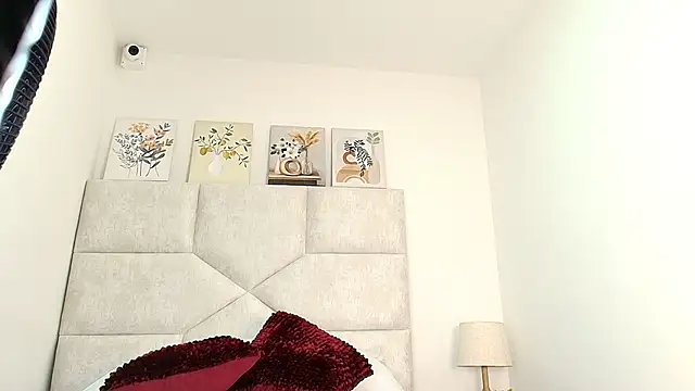 elizawiliamst online show from 11-17-25, 11:27