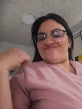 tiffany Johnson1 online show from 09-18-25, 05:37