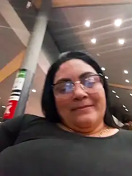 tiffany Johnson1 online show from 10-21-25, 11:16