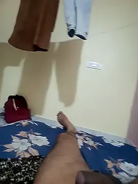 Snapshot of bobby3374 chatting on 10-03-25, 03:20 bobby3374 online show from 10-03-25, 03:20