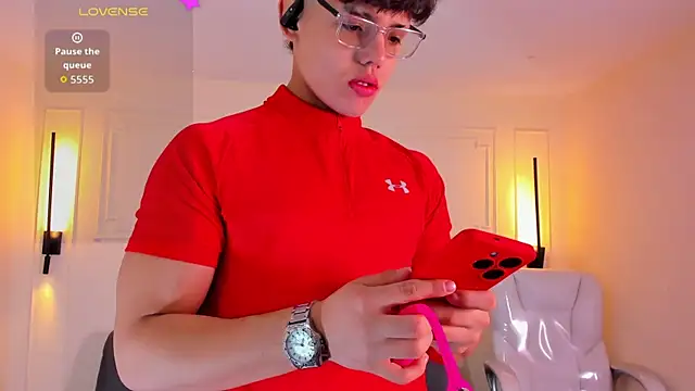 Snapshot of Jhoumod_21 chatting on 09-20-25, 10:27 Jhoumod 21 online show from 09-20-25, 10:27