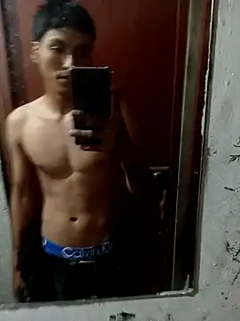 Bebicho14 online show from 01-18-26, 01:42