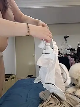 Snapshot of Lovelyanan chatting on 10-03-25, 06:05 Lovelyanan online show from 10-03-25, 06:05