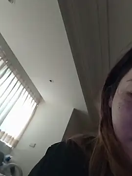 Snapshot of Lovelyanan chatting on 10-04-25, 08:12 Lovelyanan online show from 10-04-25, 08:12