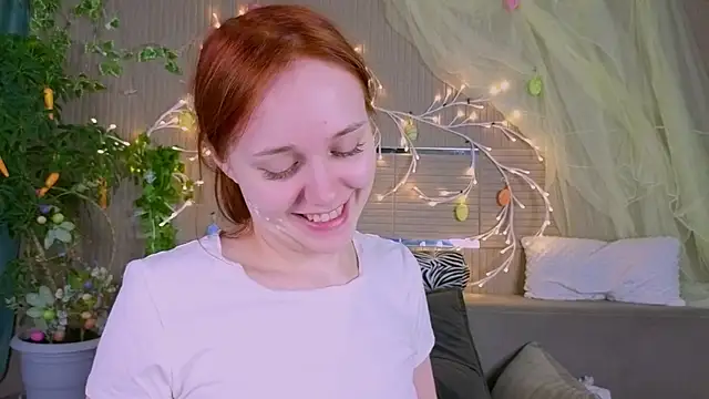 PollyVinice online show from 04-12-26, 08:47