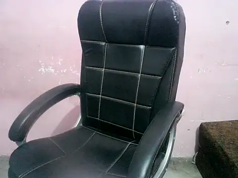 Snapshot of Rooshami_hot01 chatting on 10-01-25, 04:46 Rooshami hot01 online show from 10-01-25, 04:46