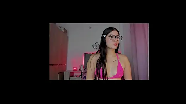 mia scarlet8 online show from 10-28-25, 11:14