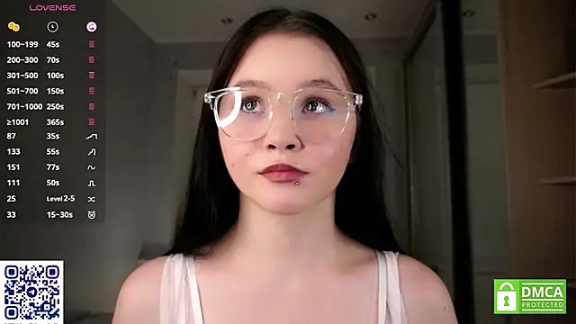 DelphaDivenere online show from 10-29-25, 05:36