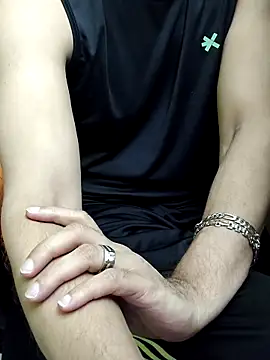 chocolate alone online show from 10-12-25, 06:40