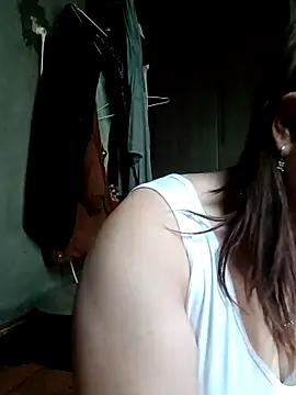 Snapshot of mdaobae chatting on 10-21-25, 02:45 mdaobae online show from 10-21-25, 02:45