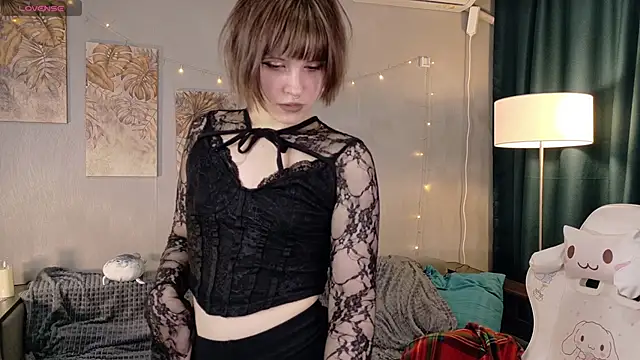 KikiMoor online show from 02-26-26, 10:03