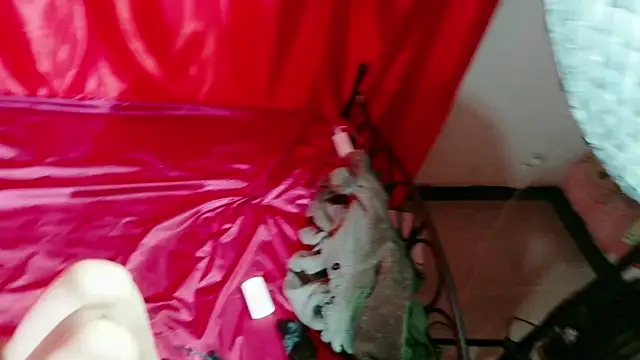 iohailong online show from 11-05-25, 06:24