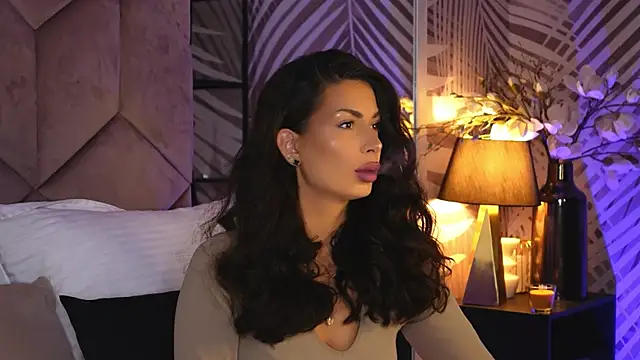 Snapshot of EvaRhea chatting on 11-07-25, 04:01 EvaRhea online show from 11-07-25, 04:01